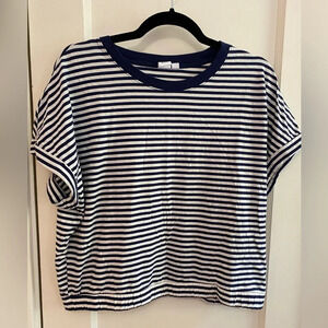 Gap large, striped top